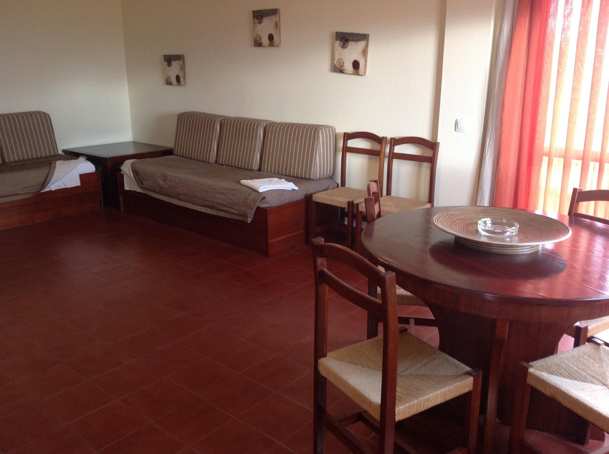 Apartamentos Olhos Do Mar Albufeira Kültér fotó