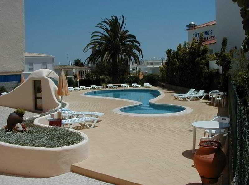 Apartamentos Olhos Do Mar Albufeira Kültér fotó